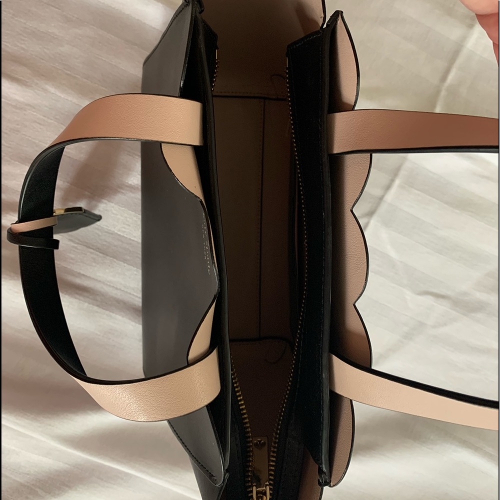 Kate Spade Tote Purse - Picture 4 of 5